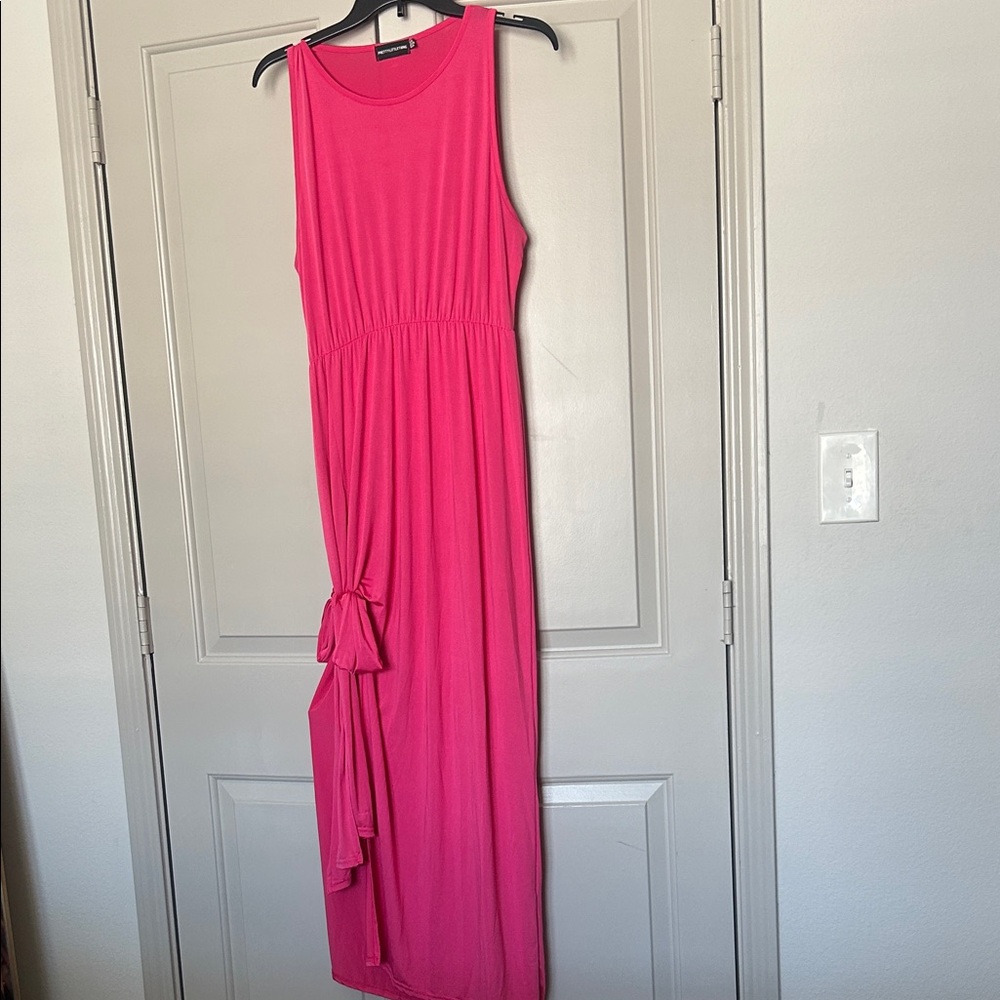 PrettyLittleThing Hot Pink Sleeveless Maxi Dress